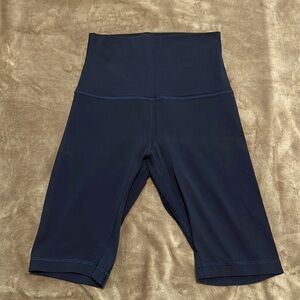 Lululemon Align Shorts 10” Inseam Size 6, Navy Blue (Used-Perfect Condition)